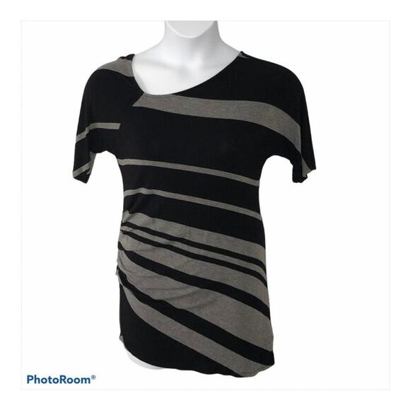 Jessica Simpson Maternity Asymmetrical Striped Tee Top Black Gray Medium - Picture 3 of 14